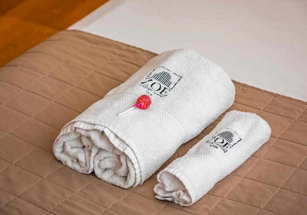 קטאניה Zoe Luxury Suites מראה חיצוני תמונה